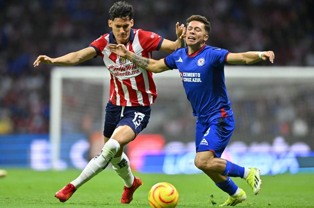 Cruz Azul, a la caza de Chivas en el palmarés