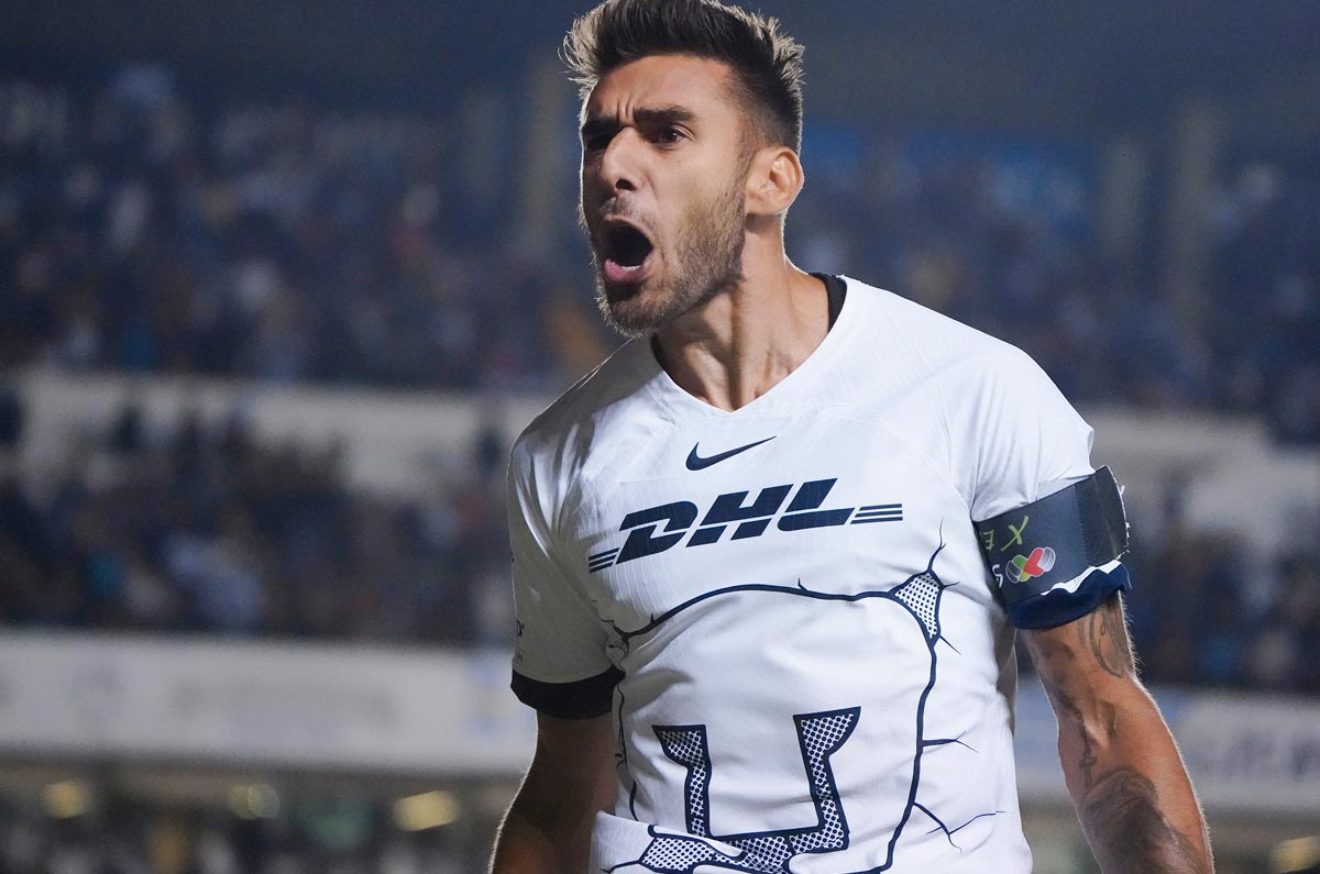 Eduardo Salvio. El 'Toto' se llevó 20 trofeos entre Benfica, Atlético de Madrid y Boca Juniors. Pero luego de dos años con el cuadro Universitario no pudo hacerse con un trofeo y dejar algo a la institución. 
