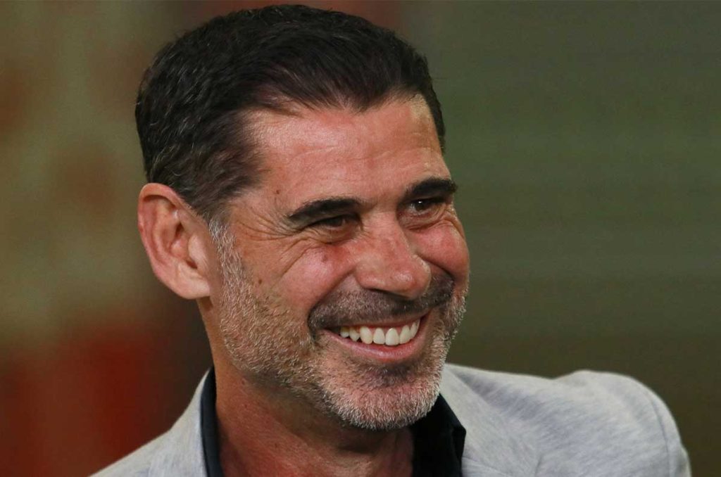 Fernando Hierro será la primera baja de Chivas rumbo al AP24 0