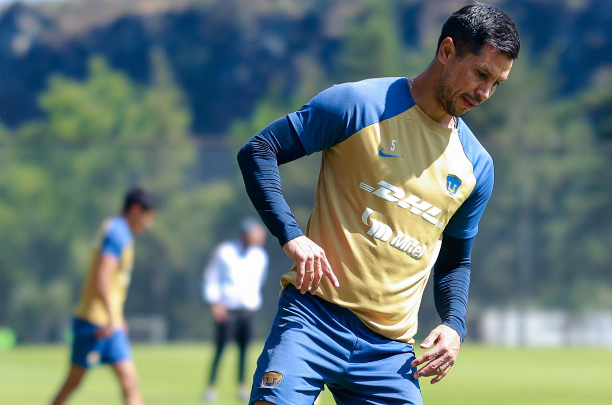 Jesús Molina. Este mediocampista termina su contrato con los Pumas de la UNAM y luego de múltiples lesiones, además de tener 36 años, todo parece indicar que estaría en las puertas del retiro que ya está meditando.

