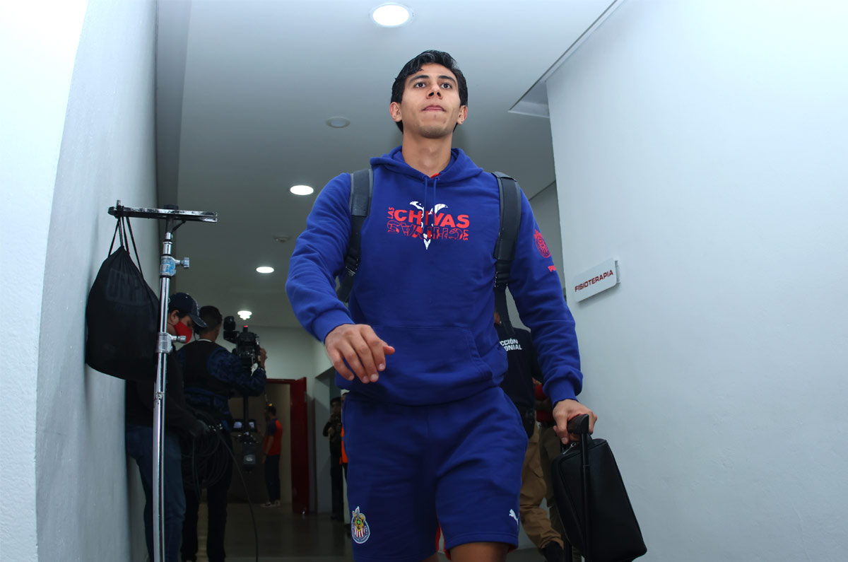 José Juan Macías. Un jugador que está totalmente borrado en Chivas y dentro de Mazatlán lo vislumbran como el sustituto ideal de Luis Amarilla. En este caso específico, Vucetich puede ser fundamental para convencerlo. 
