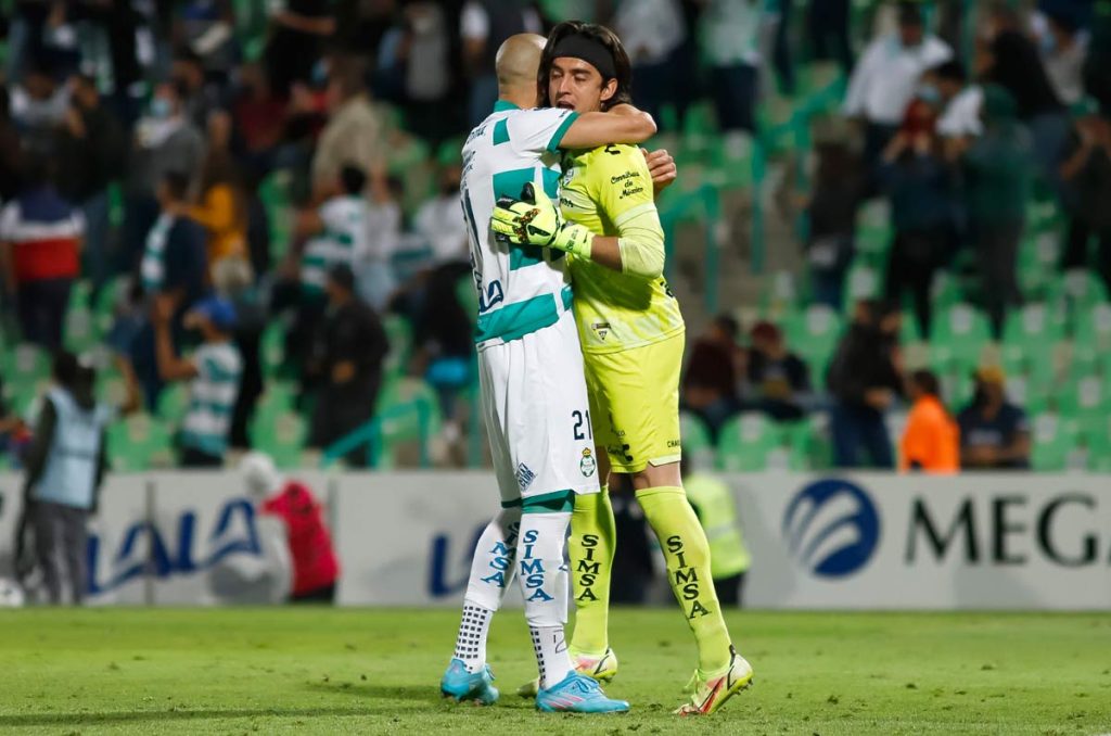 Matheus Dória y Carlos Acevedo pueden salir de Santos Laguna