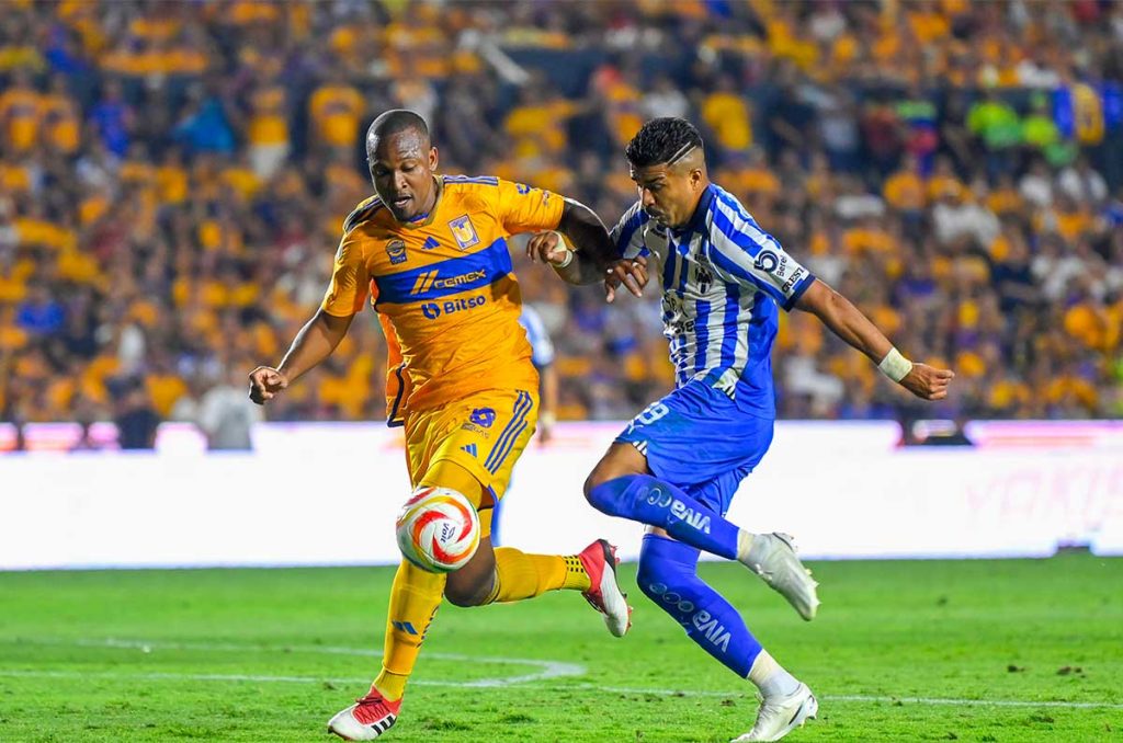 Rodrigo Aguirre encuentra acomodó tras dejar Rayados 0