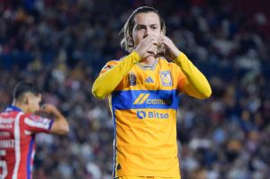 Tigres UANL: Sebastián Córdova se queda