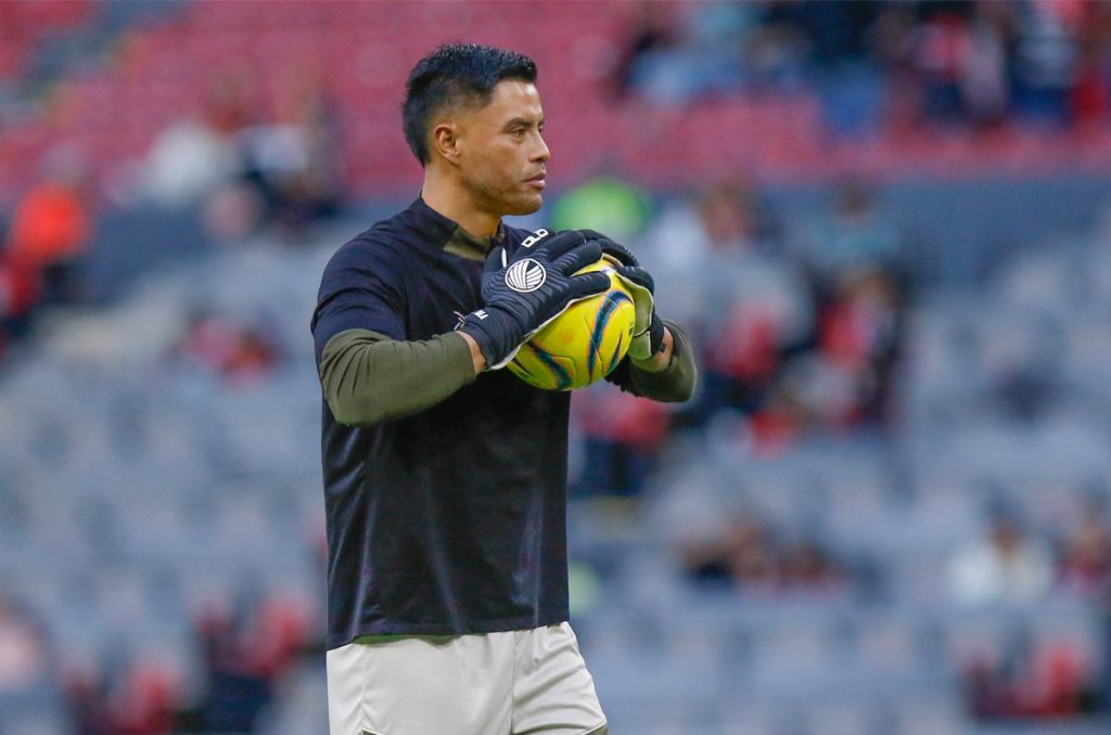 Alfredo Talavera se aferra a seguir su carrera