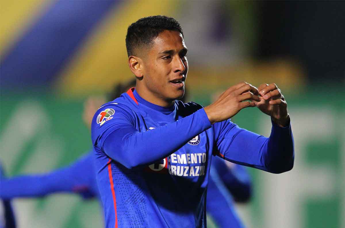 cruz-azul-suena-con-dos-bombazos-mas-para-el-apertura-2024