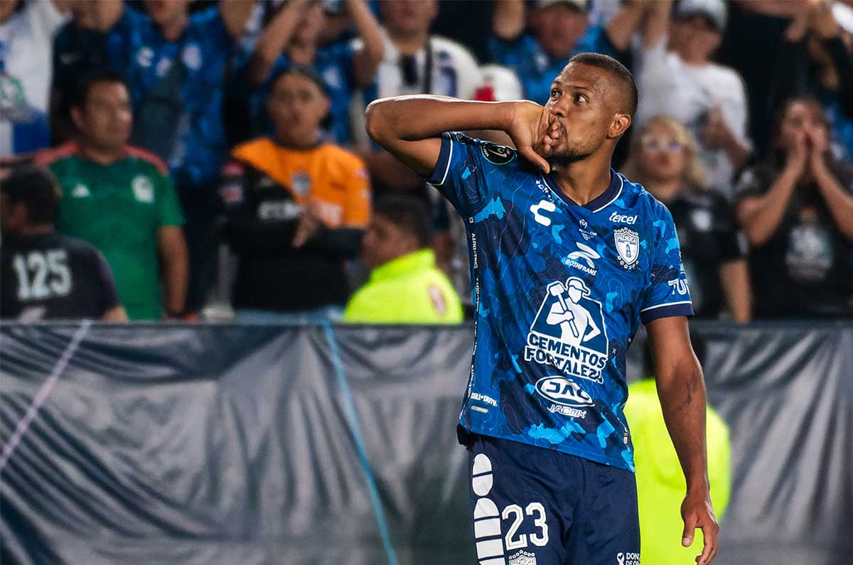 pachuca-se-muestra-lapidario-y-se-corona-ante-columbus-crew