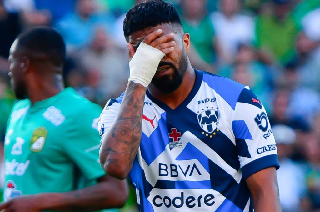 Rodrigo Aguirre no quiere irse de Rayados de Monterrey en este mercado de verano