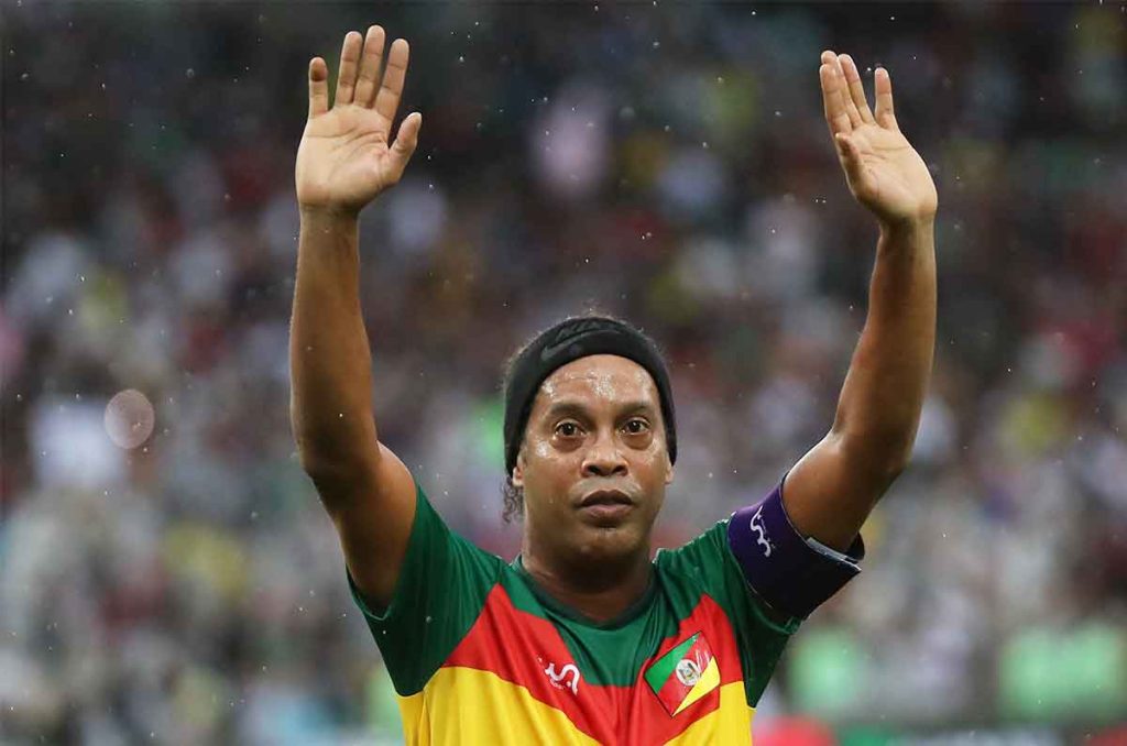 Ronaldinho arremete en contra de Brasil previo a la Copa América