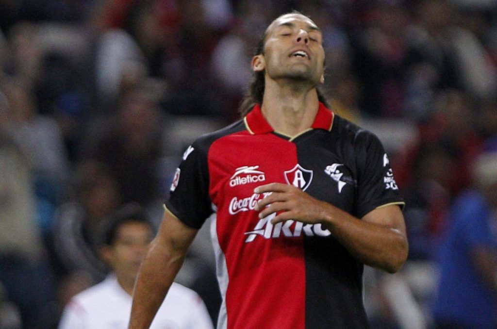 Ruso Zamogilny en su etapa con los Rojinegros del Atlas