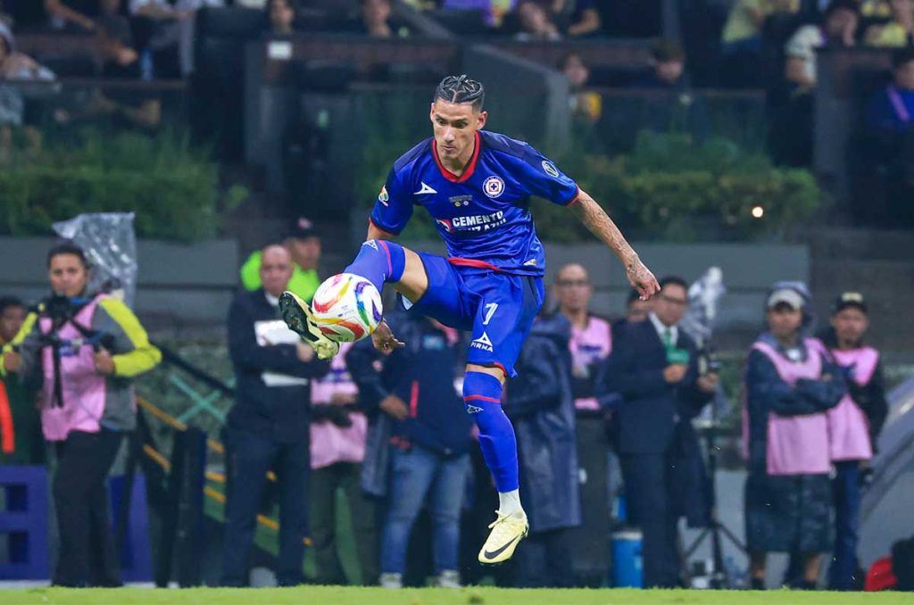 Uriel Antuna despierta interés desde la Serie A
