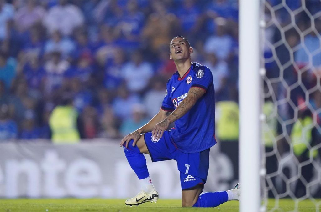 Uriel Antuna se encuentra en el radar de Rayados de Monterrey