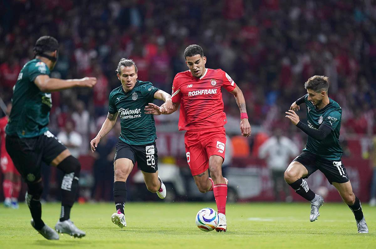 Chivas vs Toluca: Cómo y donde ver la Jornada 1 del Apertura 2024