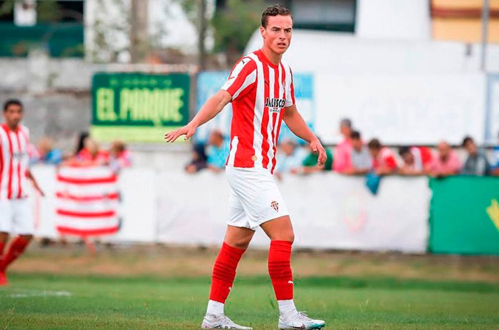 Esteban Lozano durante su paso por el Sporting de Gijón