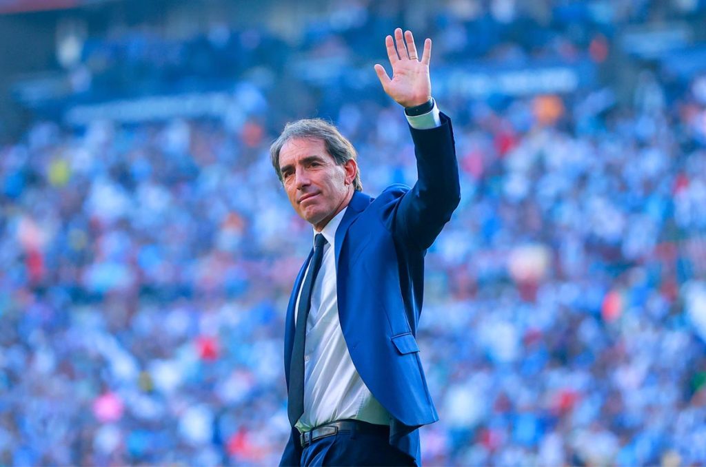 Guillermo Almada tiene la posibilidad de dirigir a la Selección de Ecuador