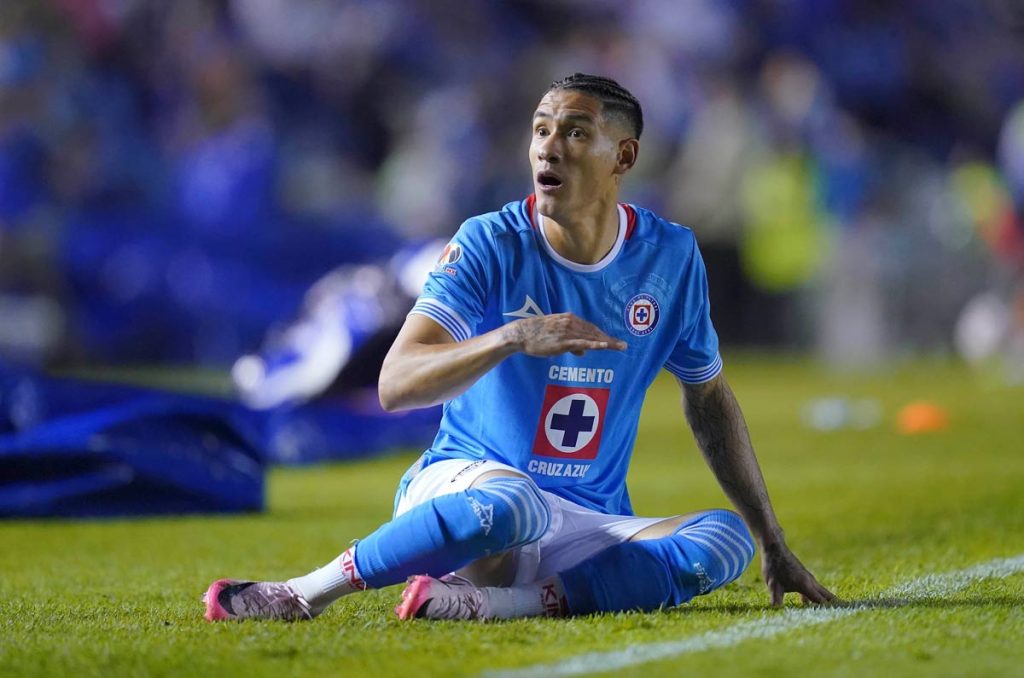 Cruz Azul buscará vender a Uriel Antuna en invierno