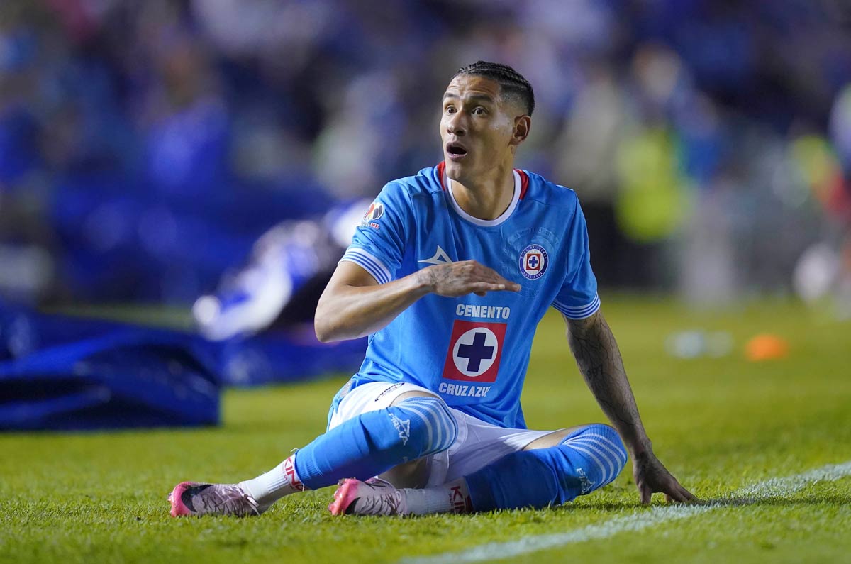 Cruz Azul buscará vender a Uriel Antuna en invierno