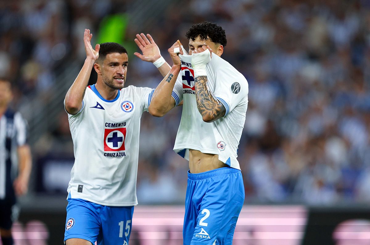 Cruz Azul se impone en los penales y rompe el invicto de Orlando City