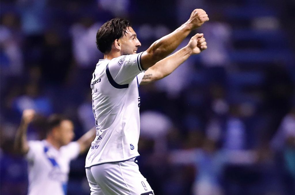 Puebla busca delantero para sustituir a Lucas Cavallini