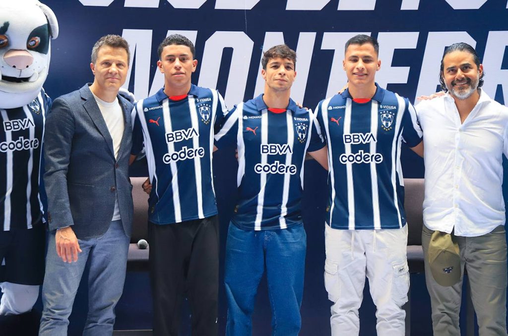 ¿Qué es la Bloke Core? Tendencia adoptada en la nueva jersey de Rayados