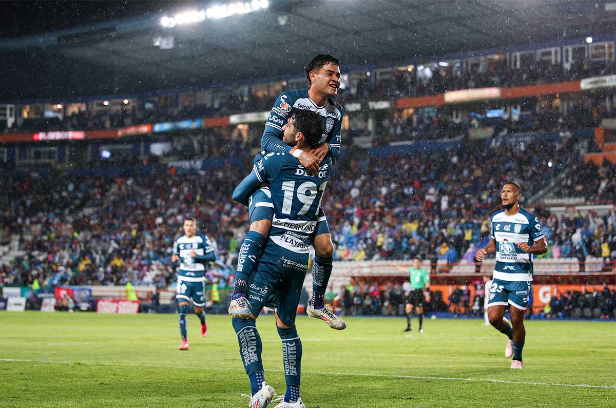 Celebración de Pachuca en el primer gol