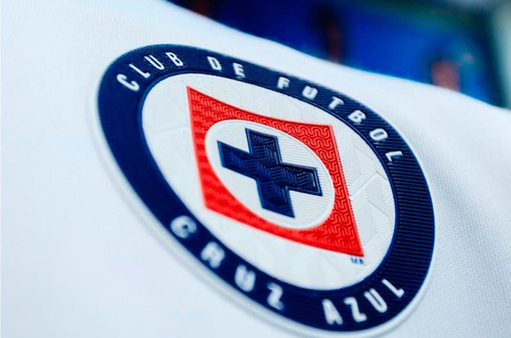 América arrebata triunfo a Cruz Azul por alineación indebida