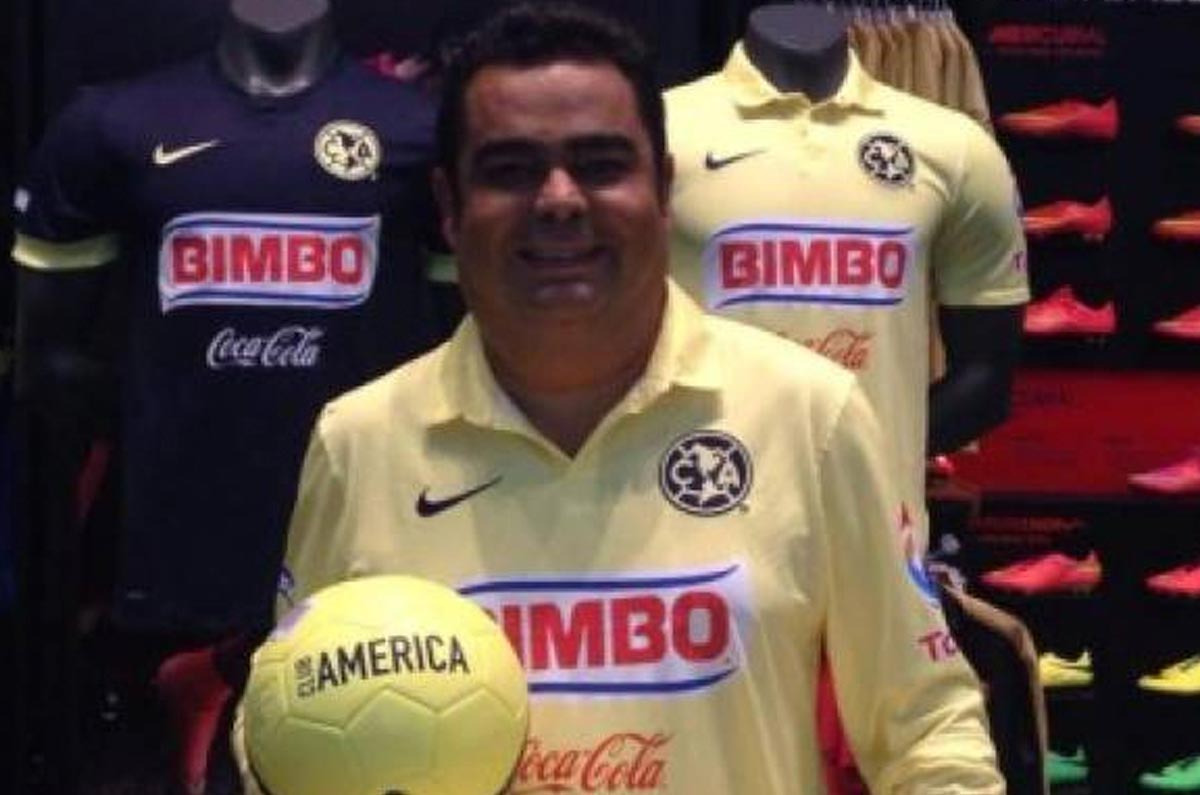 Ángel García Toraño. Quien saliera de forma polémica de la cadena ESPN y actualmente trabaja para Caliente TV es aficionado declarado del América. “Soy americanista pero soy el primero que, si no me gusta el equipo, lo critica. Trato de ser objetivo y dejar mi amor por el América