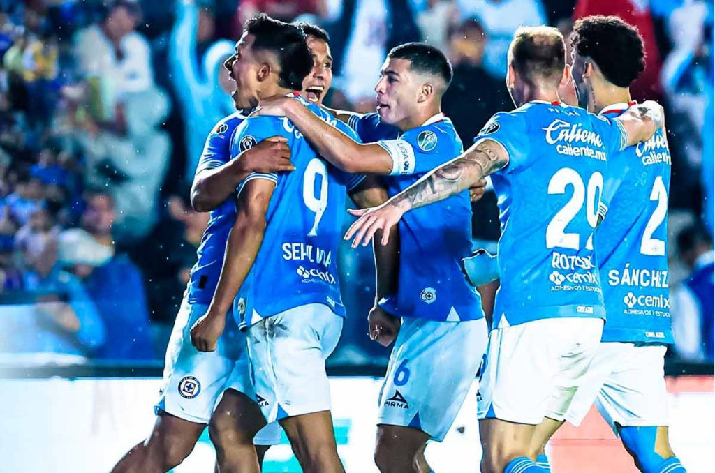 Cruz Azul se enfrenta a los Alebrijes de Oaxaca en un partido amistoso por la Fecha FIFA