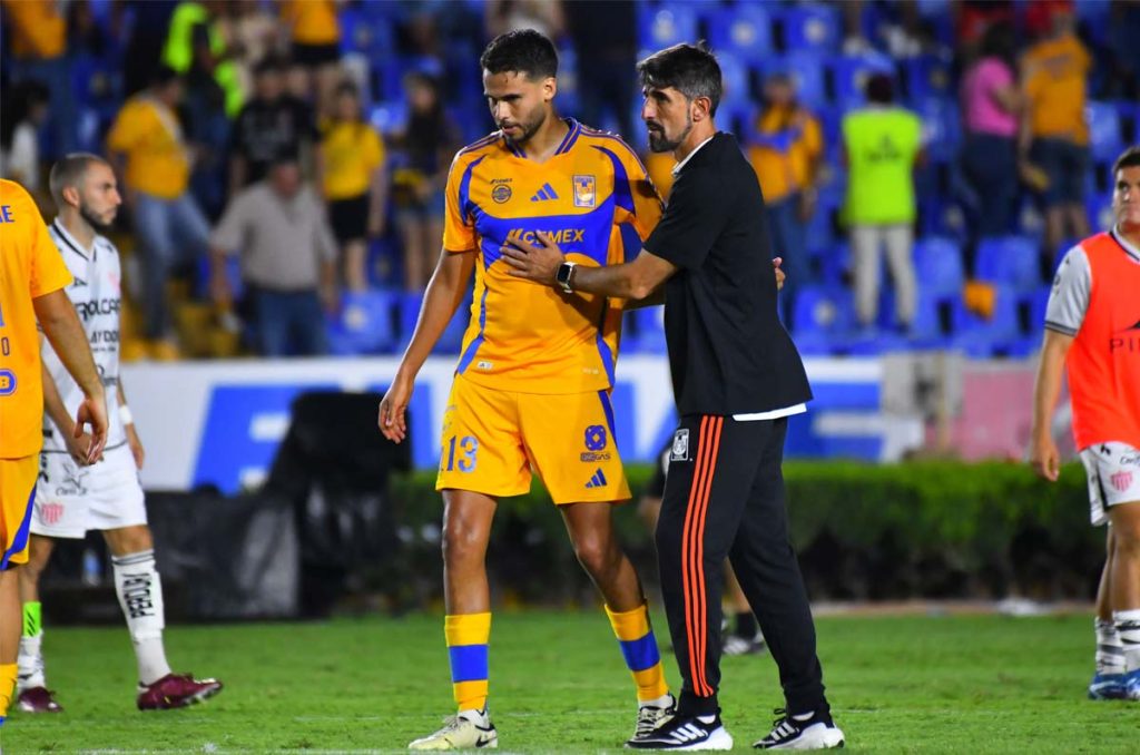 Diego Reyes, uno de los jugadores que está esperando su renovación con los Tigres UANL