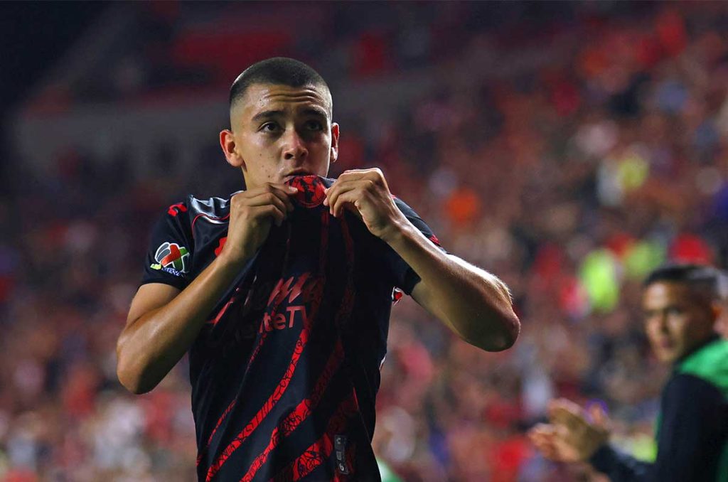 Gilberto Mora también se encuentra en la mira de los grandes de la Premier League