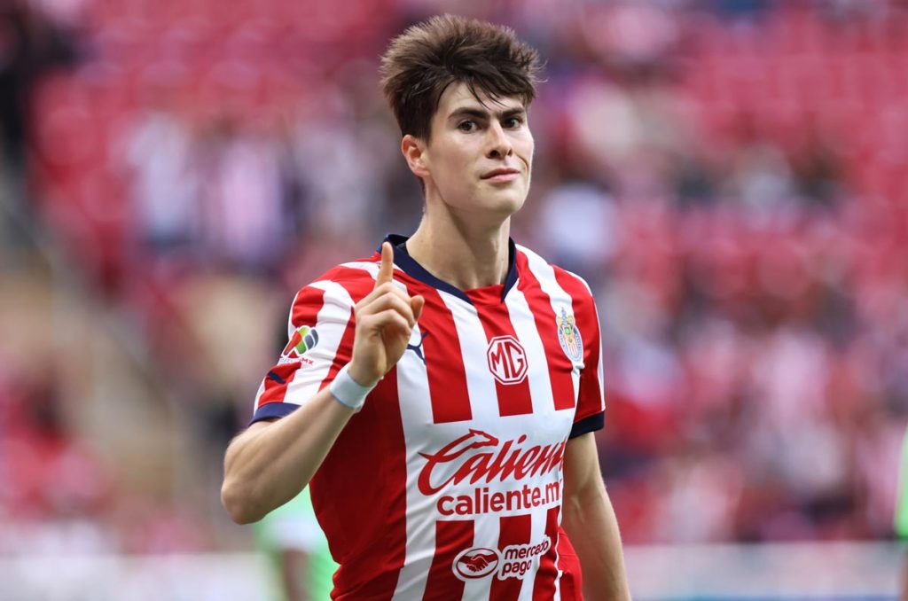 Hormiga González se ha convertido en el delantero del momento en las Chivas de Guadalajara