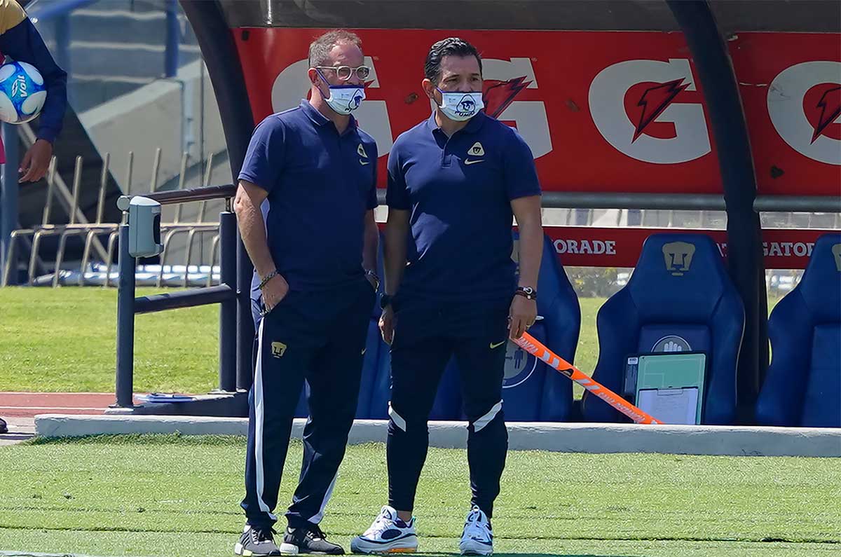 Israel López revela porque salió de los Pumas de Andrés Lillini