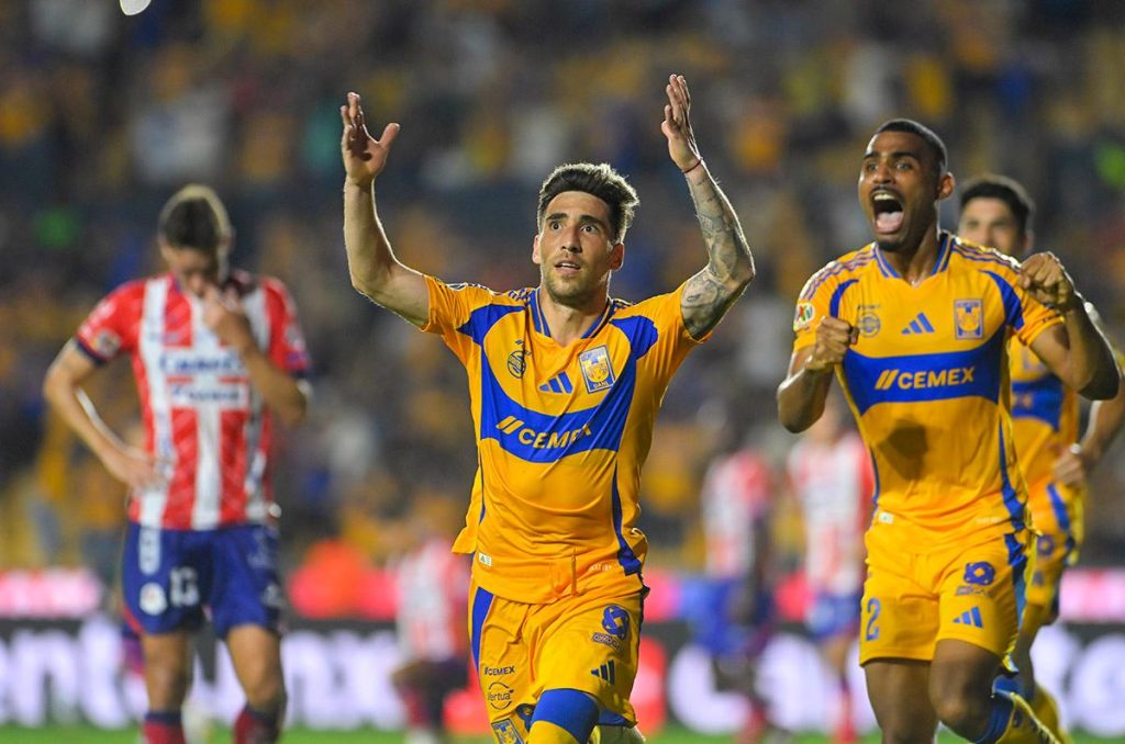 Tigres arrebata el liderato a Cruz Azul en el último suspiro; Antuna queda cerca de estrenarse