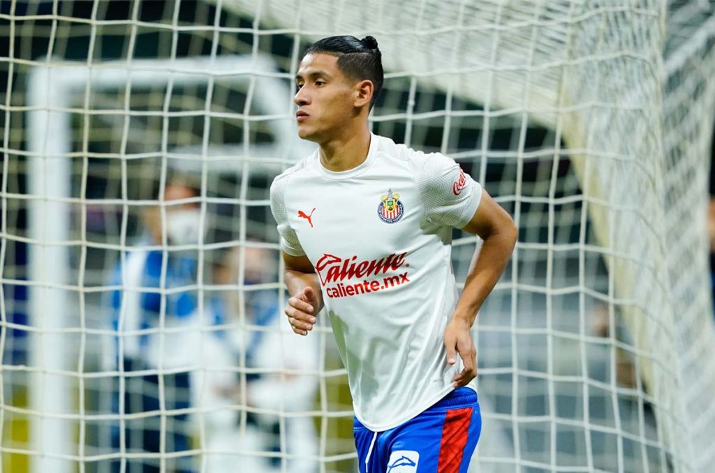 Uriel Antuna, el fichaje más caro de Chivas en la era de Amaury Vergara
