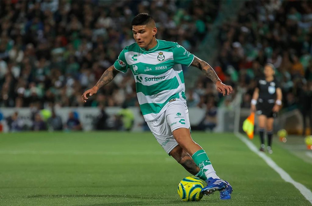 Bruno Amione es uno de los deseos de Boca Juniors dentro del mercado