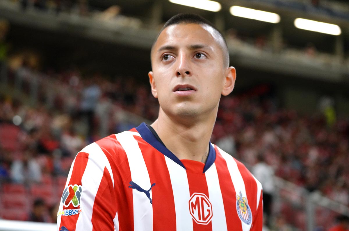 Chivas pierde a Piojo Alvarado por lesión