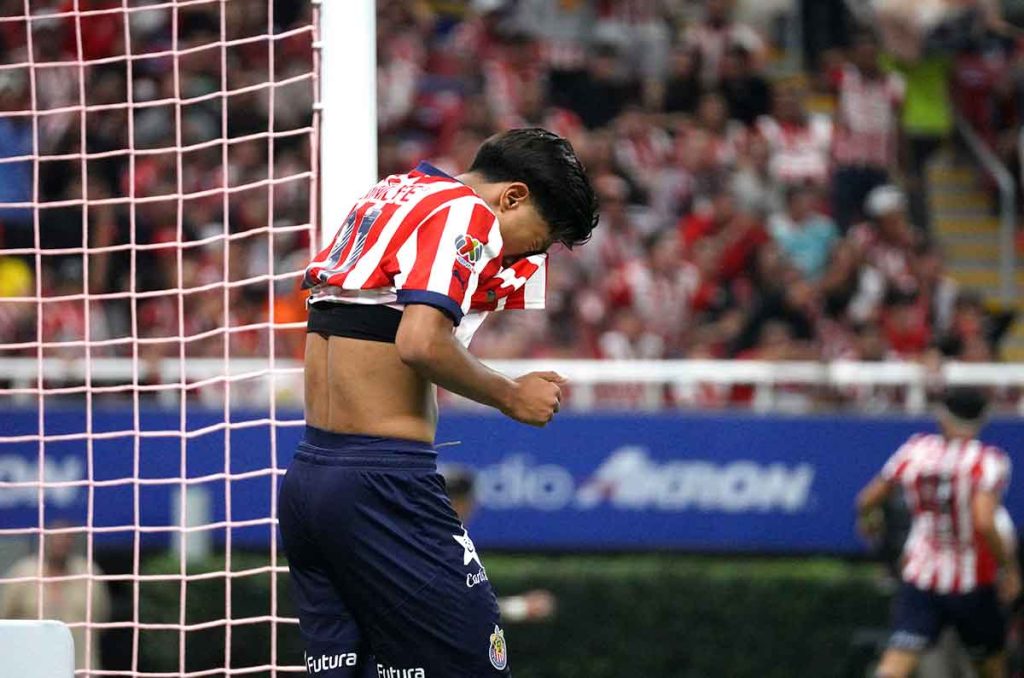 Chivas y su semana de pesadilla previó a la fecha FIFA