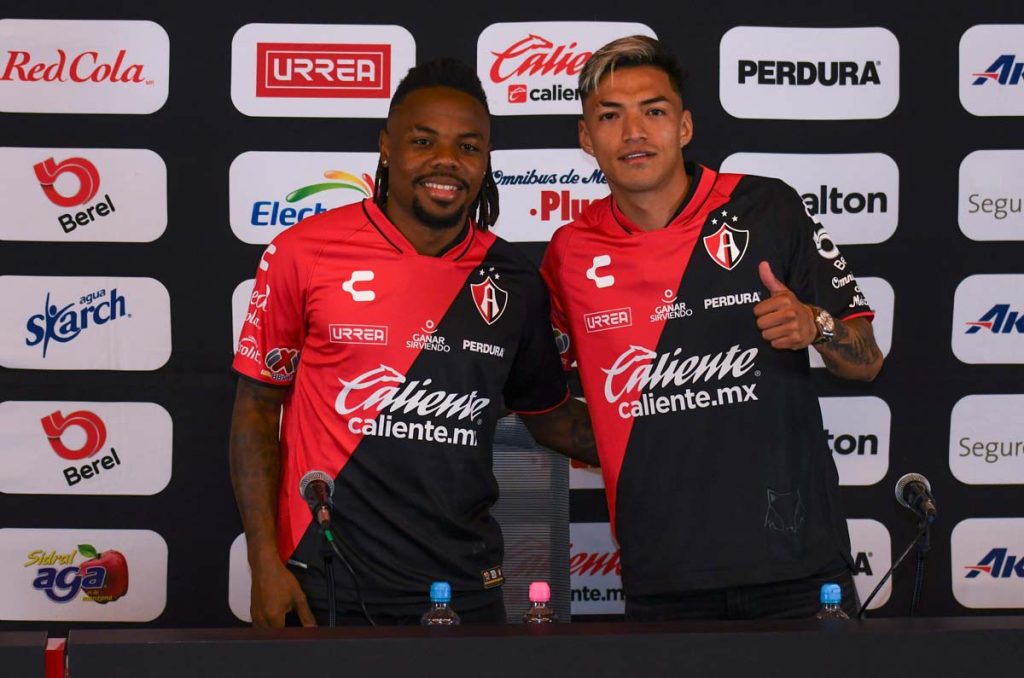 ¿Cuánto tendría que pagar Atlas por Jhon Murillo y Raymundo Fulgencio?