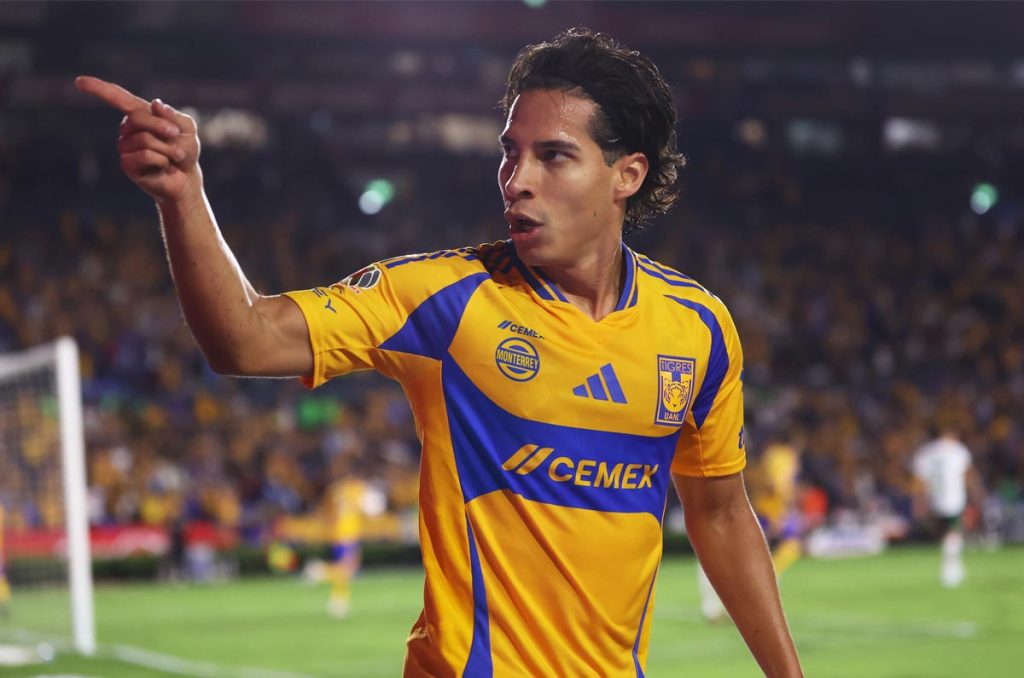 Diego Lainez dejó de sonar para regresar a Europa