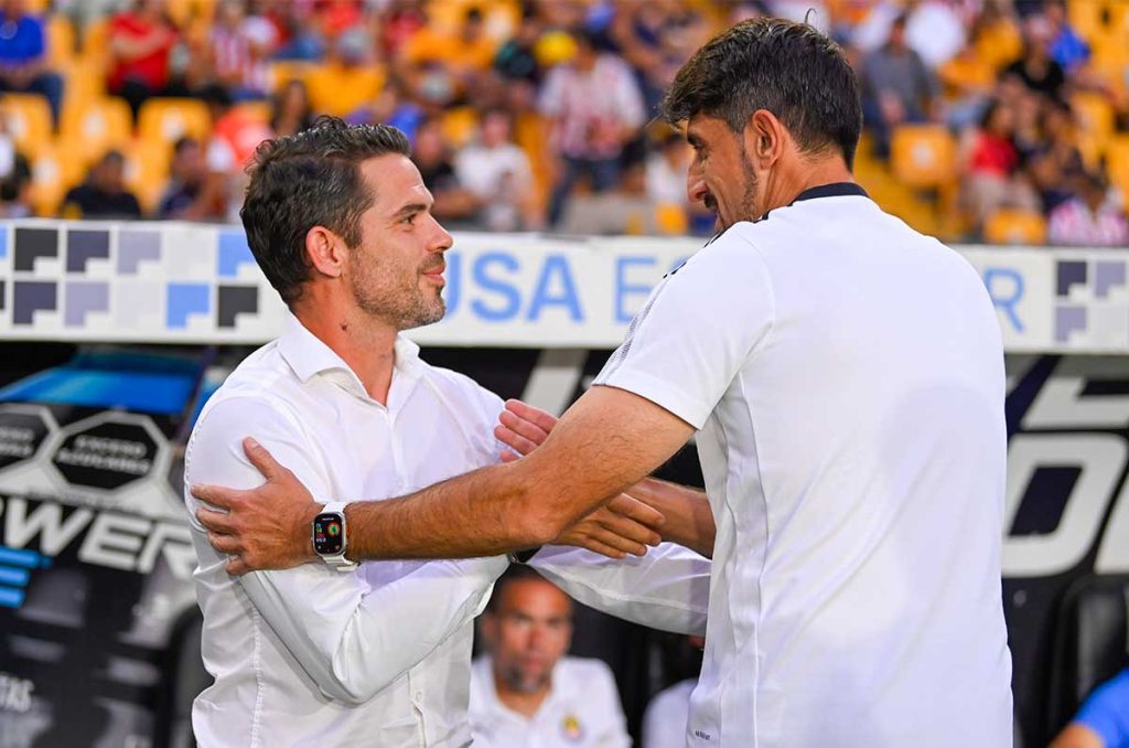 Fernando Gago, Veljko Paunovic y su historia similar en Chivas