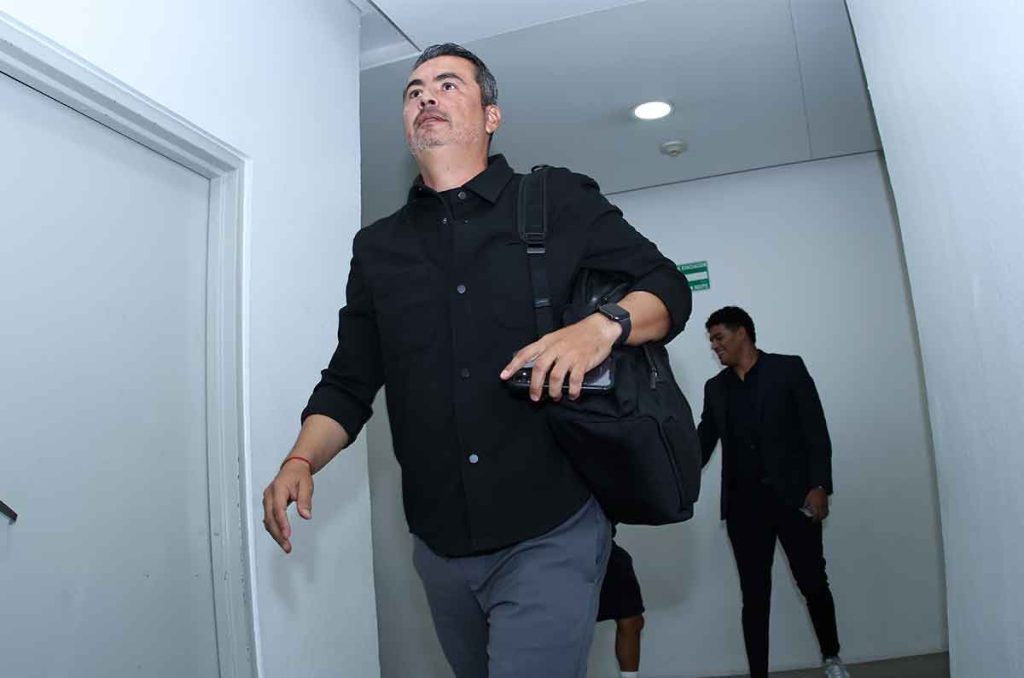 Interinos que han terminado como DT de Chivas en Liga MX