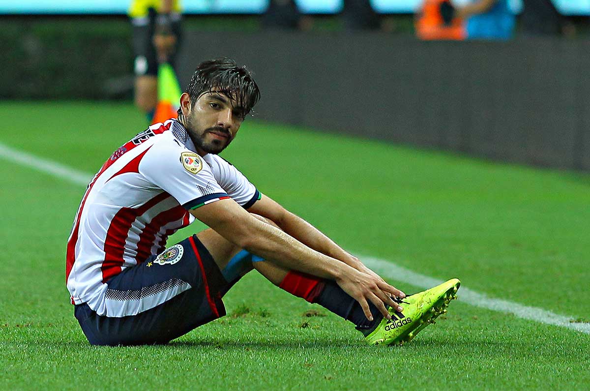 José Luis Higuera revela razones para vender a Rodolfo Pizarro de Chivas ¿Por la celebración contra América?