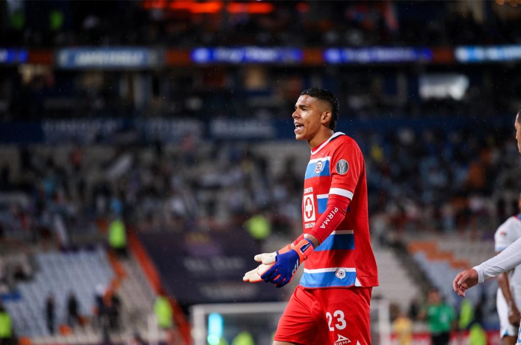 Kevin Mier, portero de Cruz Azul que apunta al futbol de Europa
