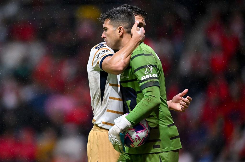 Lisandro Magallán y Julio González también se perderían el duelo ante Chivas