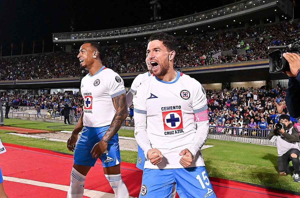 Cruz Azul hace historia en CU con récords y triunfo sobre Pumas