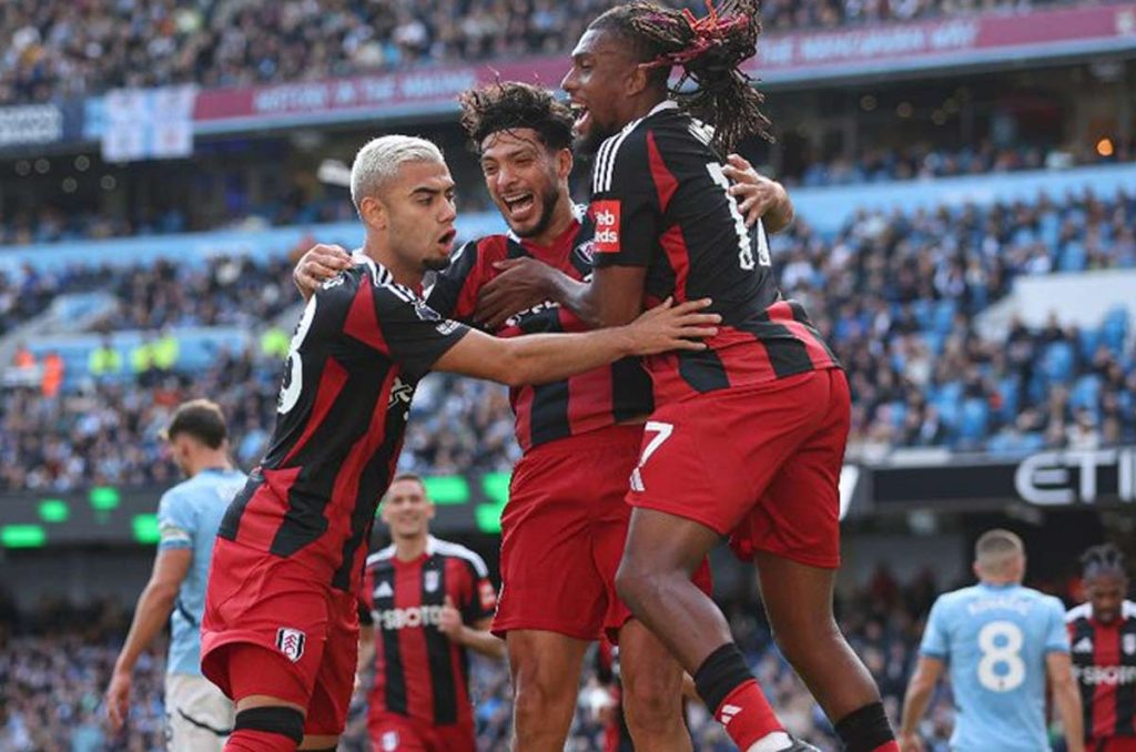 El Fulham de Raúl Jiménez se enfrentan al Aston Villa por la Jornada 8 de la Premier League 2024-2025