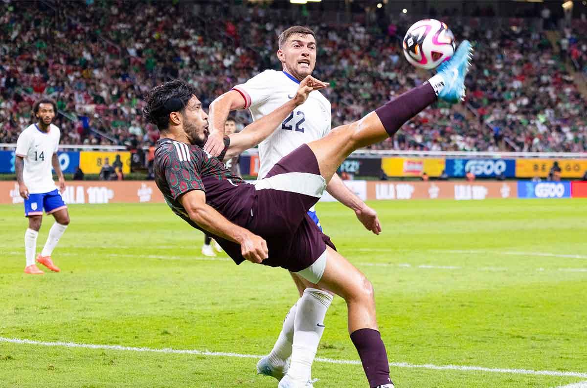 –raul-jimenez-sigue-en-gran-momento-y-lo-demuestra-con-la-seleccion-mexicana—2