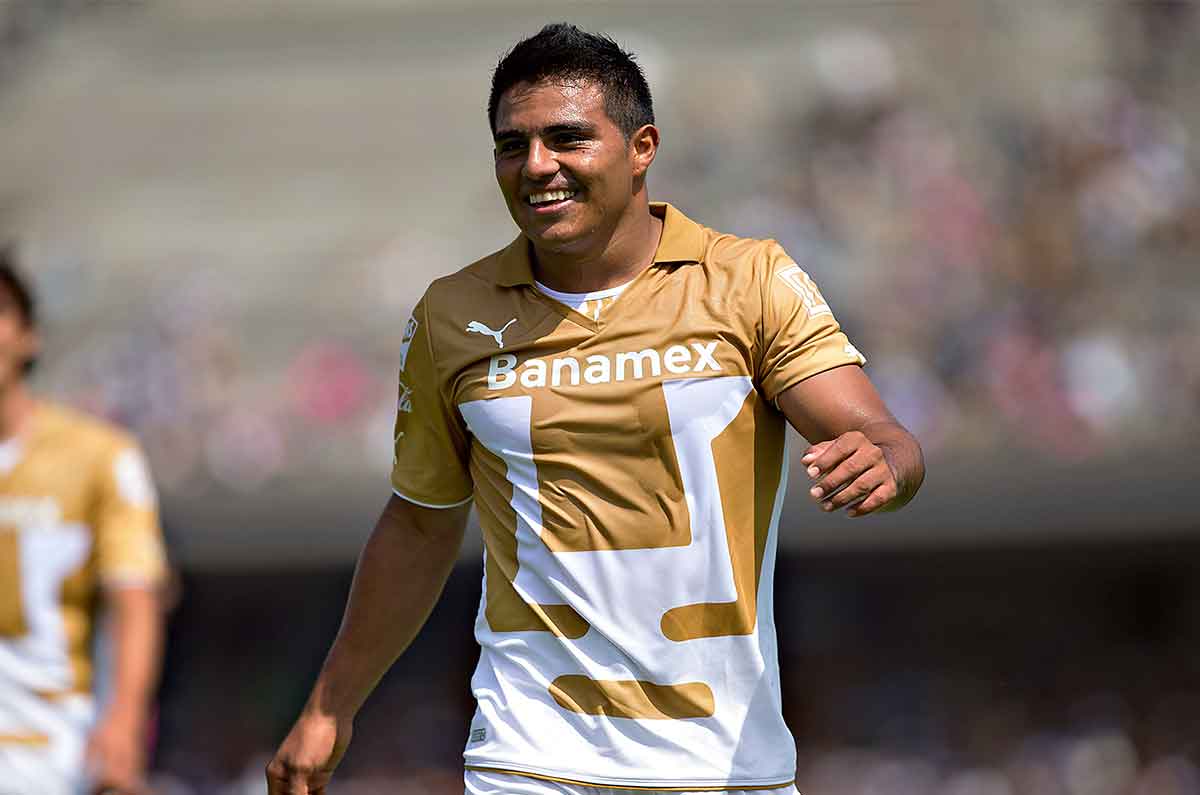 Tras años en la talacha, Javier Cortés encuentra equipo ¿Chicharito participe?