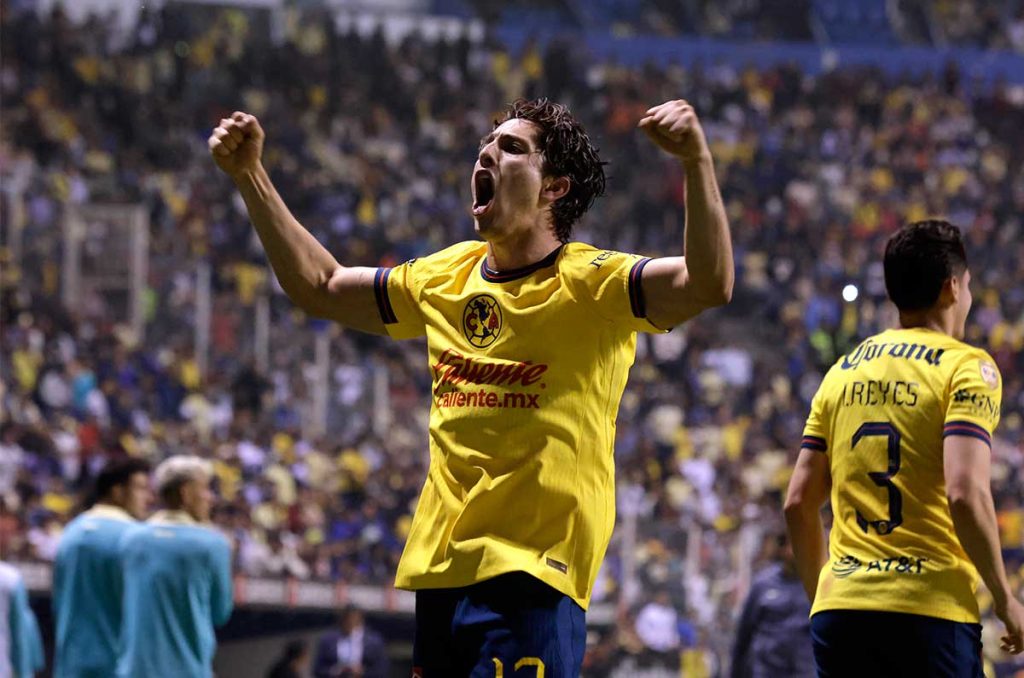 América viene de atrás, remonta a Pachuca y sueña con liguilla