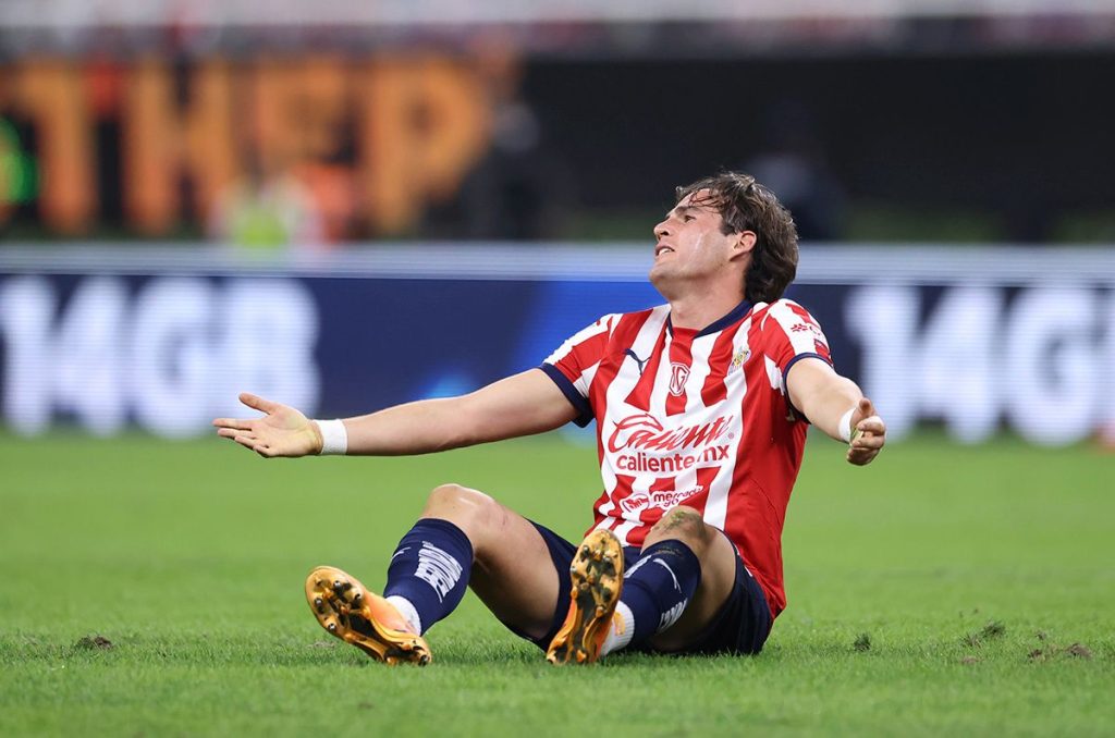 ¿Hubo penal? Chivas no supera a Pumas y complica su pase a Liguilla